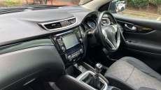Nissan Qashqai 1.2 DiG-T Acenta Premium 5dr Petrol Hatchback